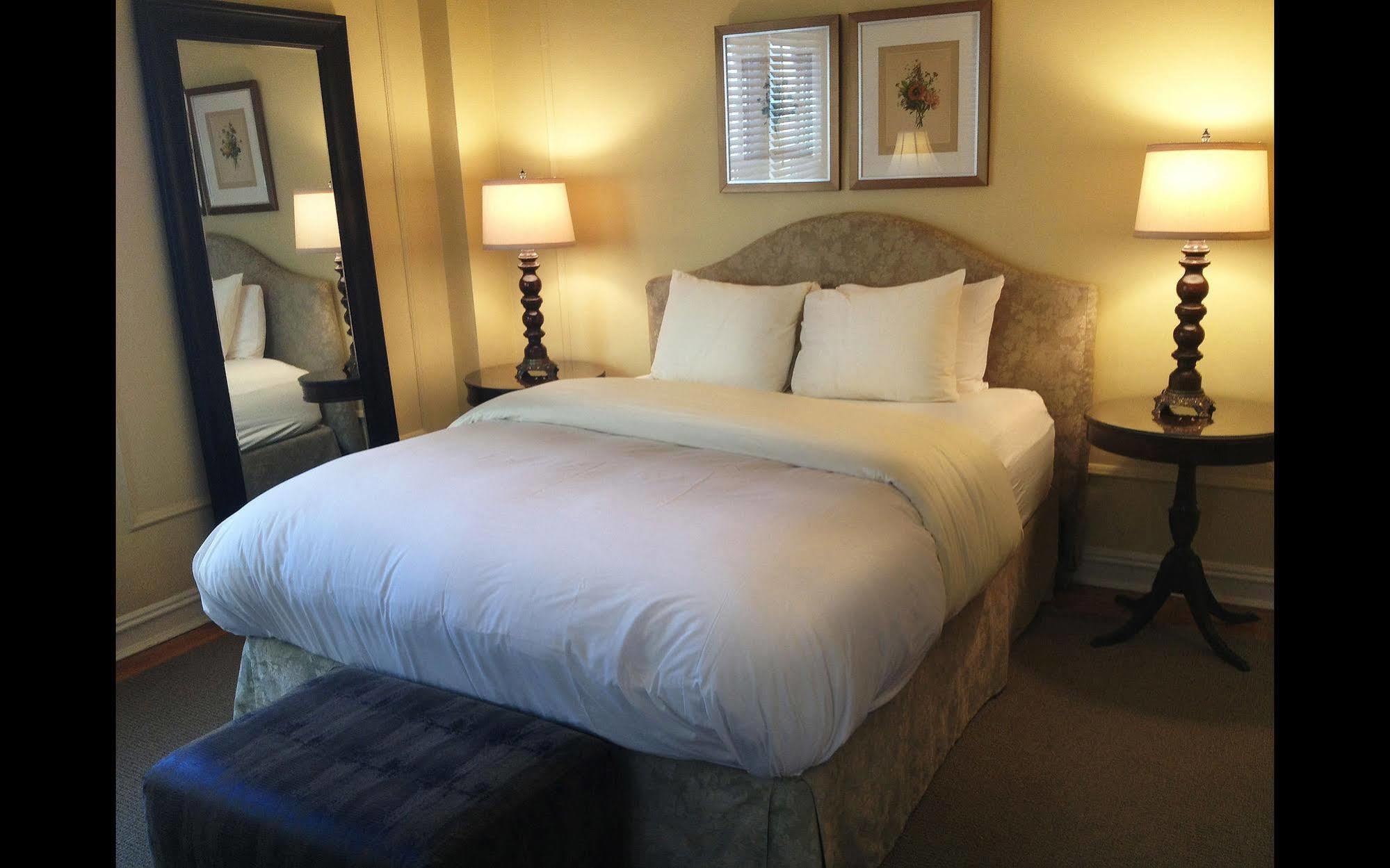 Morgan State House Inn オールバニ エクステリア 写真